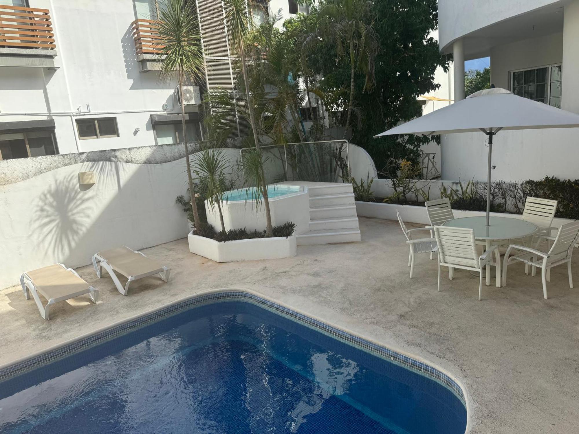 Lujo Y Seguridad En Quinta Avenida Apartamento Playa del Carmen