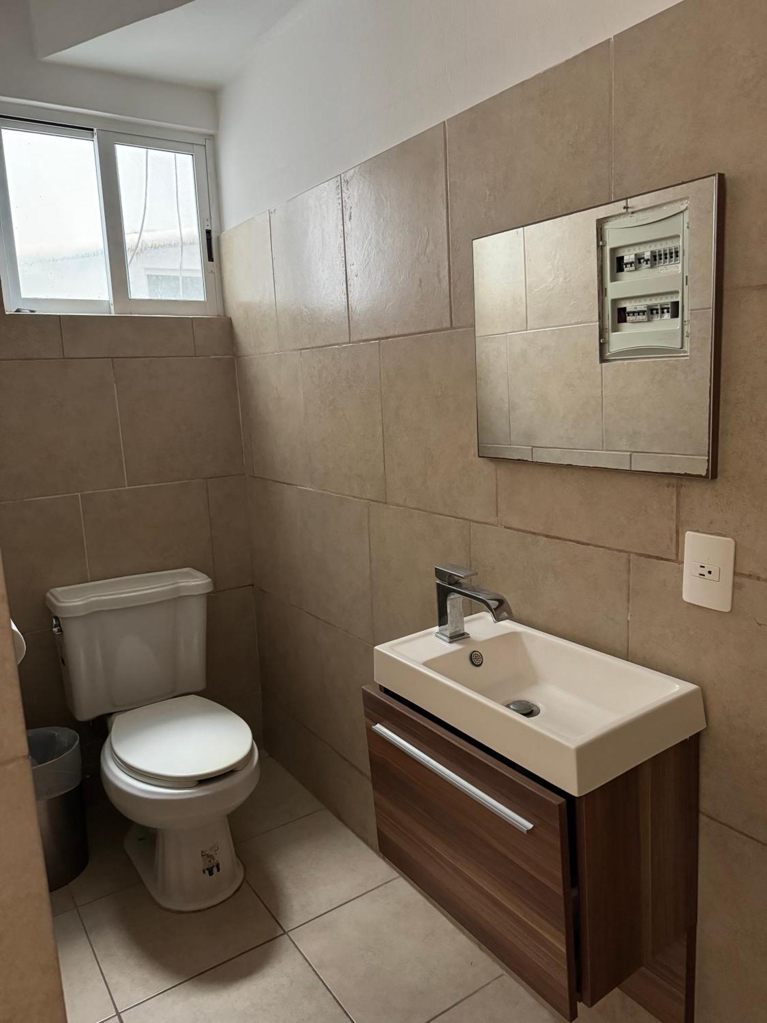 Lujo Y Seguridad En Quinta Avenida Apartamento